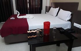 Goroomgo Hotel Uk Palace Puri  3* India